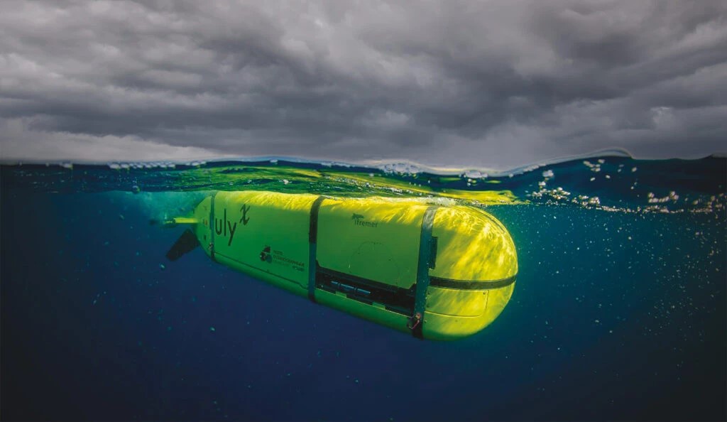 A6K French AUV (B)